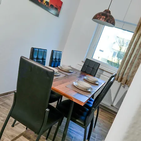 Big 3 Bedrooms At Ground Floor Appartement *
