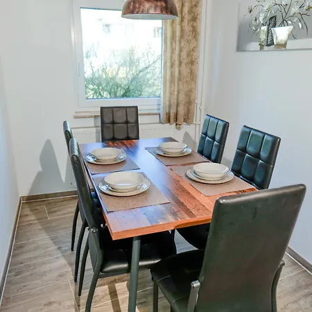 Big 3 Bedrooms At Ground Floor Hanovre